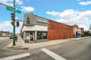 5600 W Division St, Chicago, IL 60651 - Photo 9