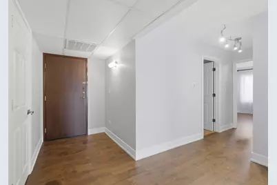 9332 Landings Lane #404, Des Plaines, IL 60016 - Photo 7