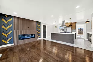 12843 Pleasant Ct, Crestwood, IL 60418 - Photo 7