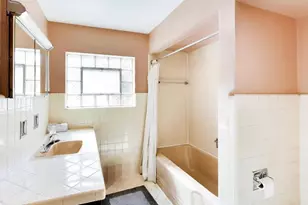 5237 Conrad St, Skokie, IL 60077 - Photo 21