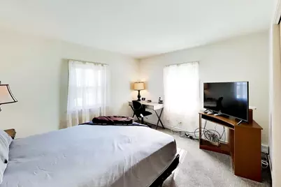 5237 Conrad Street, Skokie, IL 60077 - Photo 15