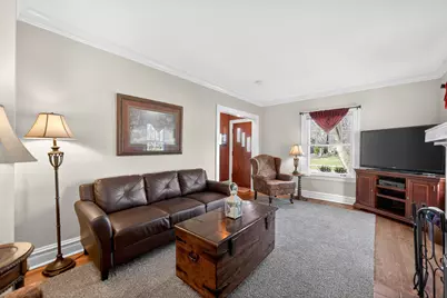 323 Hawthorne Boulevard, Glen Ellyn, IL 60137 - Photo 15