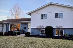 2815 Cooper Ct, Woodridge, IL 60517 - Photo 1