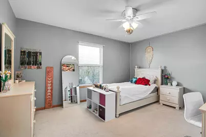 1935 Chesterfield Lane, Aurora, IL 60503 - Photo 17