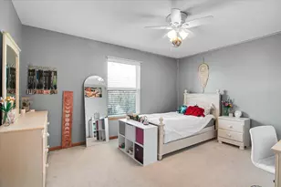 1935 Chesterfield Ln, Aurora, IL 60503 - Photo 17