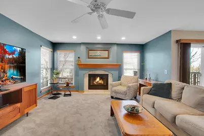 1935 Chesterfield Lane, Aurora, IL 60503 - Photo 7