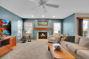 1935 Chesterfield Ln, Aurora, IL 60503 - Photo 7