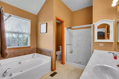 1935 Chesterfield Lane, Aurora, IL 60503 - Photo 15