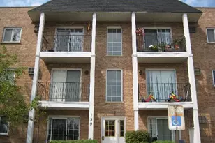 139 W Elk Trail, Carol Stream, IL 60188 - Photo 1