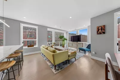 2643 N Hermitage Avenue #202, Chicago, IL 60614 - Photo 5
