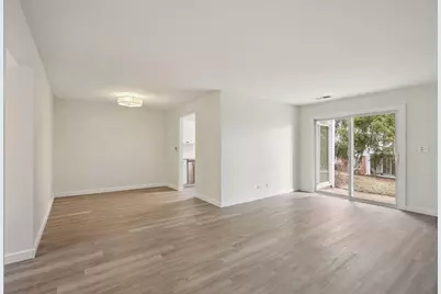 323 Sheffield Court #5, Roselle, IL 60172 - Photo 3