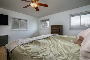 38410 N Tewes Ct, Beach Park, IL 60087 - Photo 17