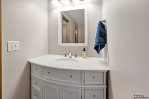 40W388 Guthrie Ct, Hampshire, IL 60140 - Photo 7