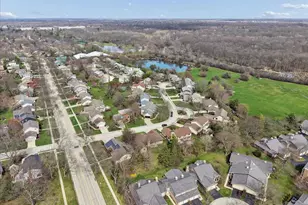 805 Furlong Dr, Libertyville, IL 60048 - Photo 31