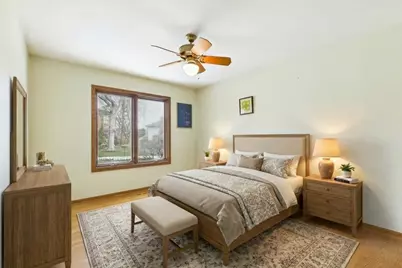 805 Furlong Drive, Libertyville, IL 60048 - Photo 7