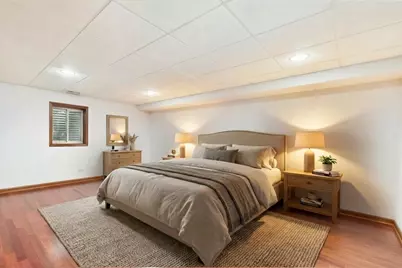 805 Furlong Drive, Libertyville, IL 60048 - Photo 9