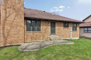 805 Furlong Dr, Libertyville, IL 60048 - Photo 27