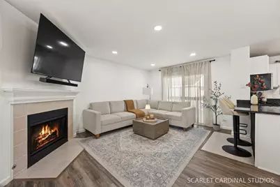 528 Pershing Avenue #G, Glen Ellyn, IL 60137 - Photo 3