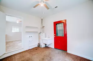 525 E Hickory St, Watseka, IL 60970 - Photo 23