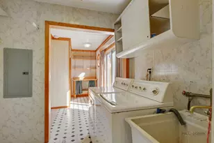 205 N Prospect Dr, Round Lake Park, IL 60073 - Photo 9