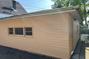 12326 S Racine Ave, Calumet Park, IL 60827 - Photo 11