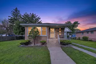 12326 S Racine Ave, Calumet Park, IL 60827 - Photo 1