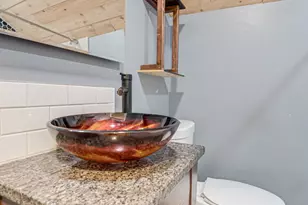 264 N Jackson St, Elgin, IL 60123 - Photo 13