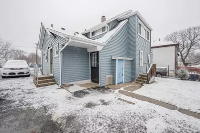 264 N Jackson Street #2, Elgin, IL 60123 - Photo 3