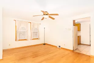 102 Park St, Willow Springs, IL 60480 - Photo 5