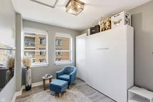 511 W Division St, Chicago, IL 60610 - Photo 13