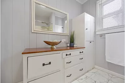 21770 W Lake Avenue, Round Lake, IL 60073 - Photo 13