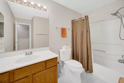 712 Morris Court, Lakemoor, IL 60051 - Photo 15