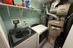 419 Lakeview Cir, Bolingbrook, IL 60440 - Photo 17