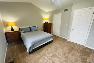 419 Lakeview Cir, Bolingbrook, IL 60440 - Photo 9