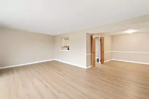 1025 S Fernandez Ave, Arlington Heights, IL 60005 - Photo 5