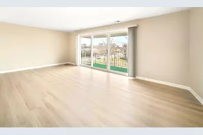 1025 S Fernandez Avenue #4M, Arlington Heights, IL 60005 - Photo 3