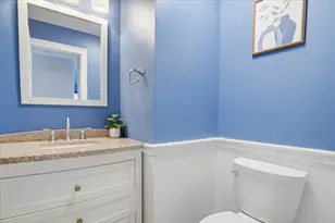 2289 N Aster Ct, Round Lake Beach, IL 60073 - Photo 15