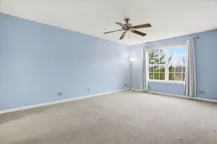 2289 N Aster Ct, Round Lake Beach, IL 60073 - Photo 21