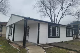 700 George Ave, Aurora, IL 60505 - Photo 1