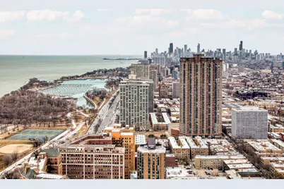 655 W Irving Park Road #5315, Chicago, IL 60613 - Photo 3