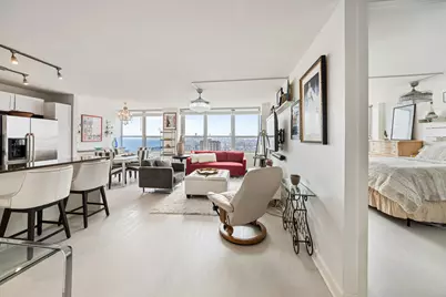 655 W Irving Park Road #5315, Chicago, IL 60613 - Photo 15