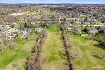 110 E Farnham Lane, Wheaton, IL 60189 - Photo 11