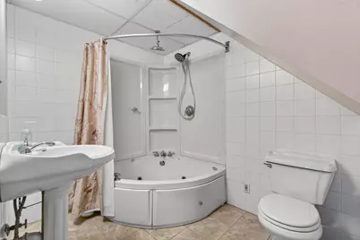 3911 Eastway Drive, Island Lake, IL 60042 - Photo 17