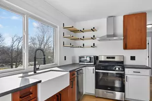 22347 S River Rd, Shorewood, IL 60404 - Photo 7