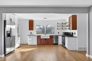 22347 S River Rd, Shorewood, IL 60404 - Photo 5