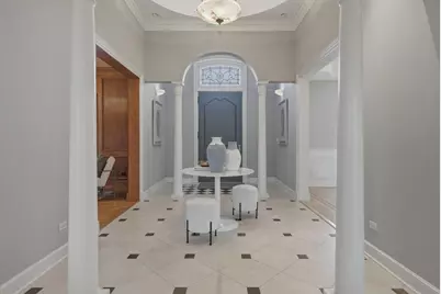 11361 W Plainfield Road, Indian Head Park, IL 60525 - Photo 7