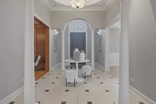 11361 W Plainfield Rd, Indian Head Park, IL 60525 - Photo 7