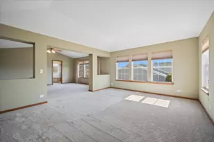 3004 Crossfire Trail, Elgin, IL 60124 - Photo 15