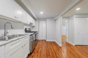 666 E 50th St, Chicago, IL 60615 - Photo 7