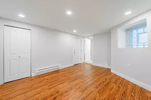 666 E 50th St, Chicago, IL 60615 - Photo 9